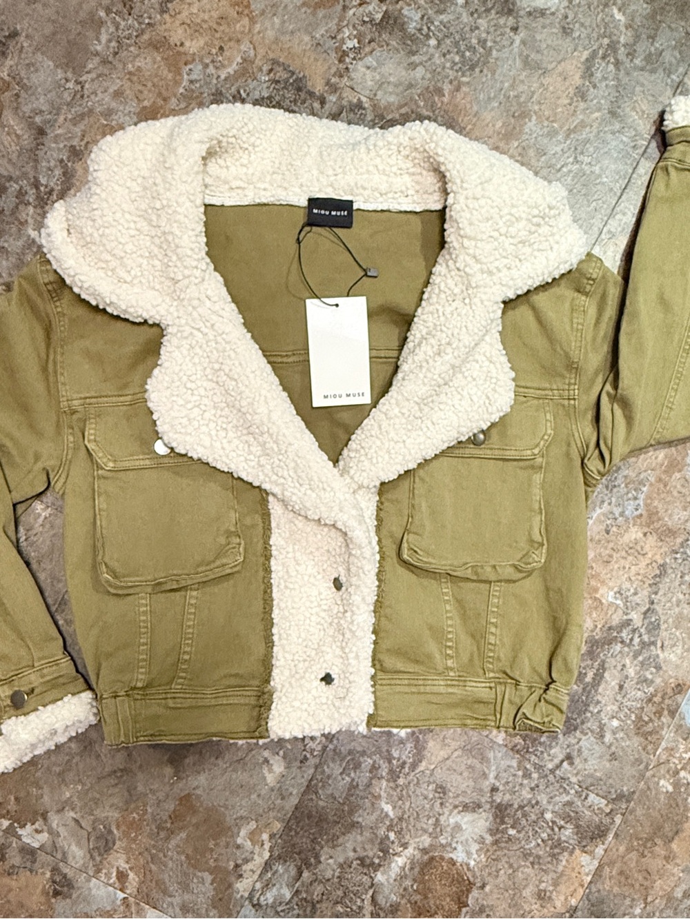 Mioo Muse Olive Sherpa trim Jacket with hood. NWT